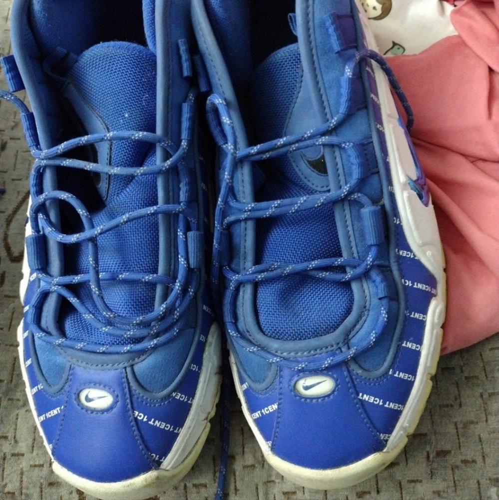 Men's Nike shoes size 8.5